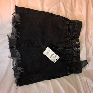 Black denim Zara skirt